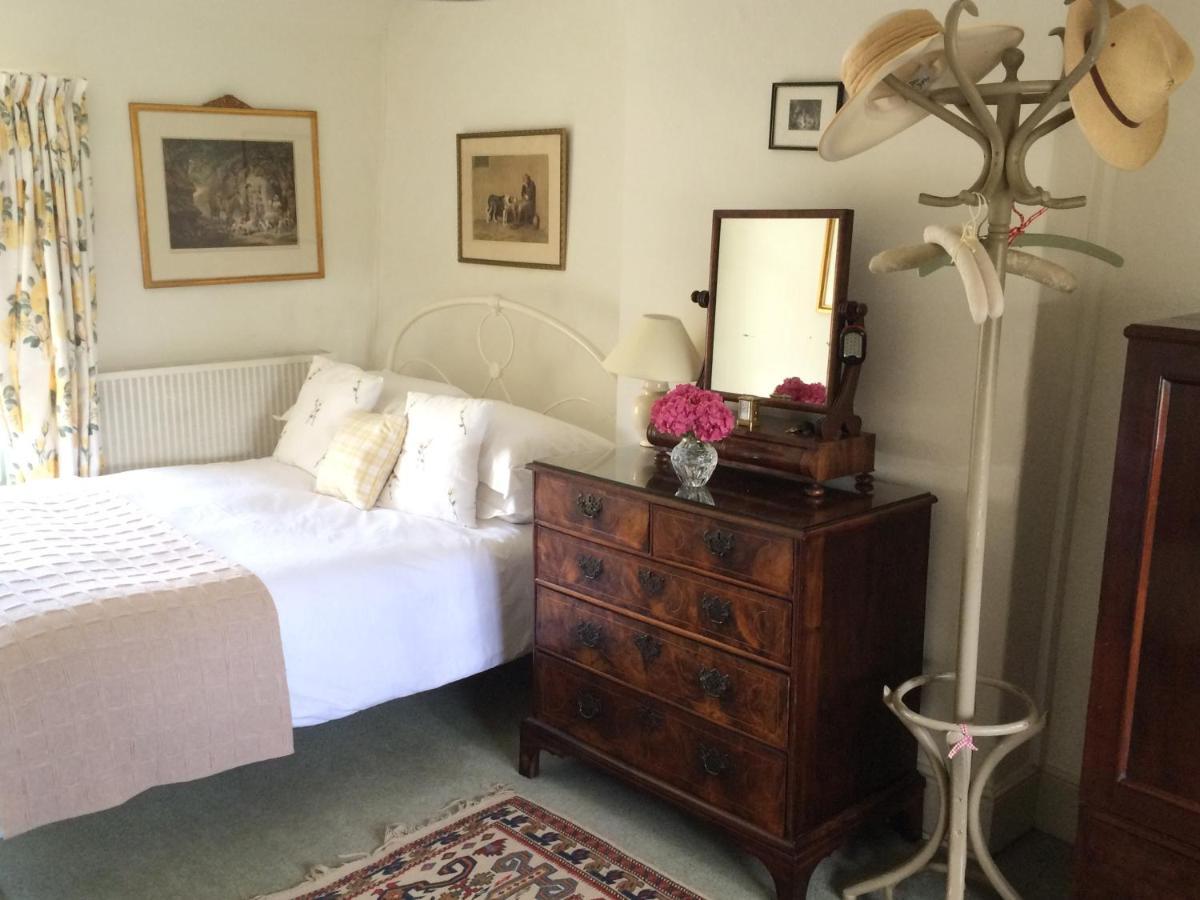 Hound House Bed & Breakfast Yetminster Exterior photo