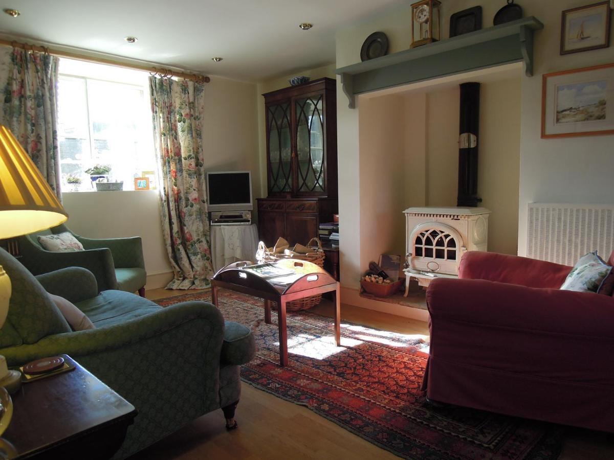 Hound House Bed & Breakfast Yetminster Exterior photo