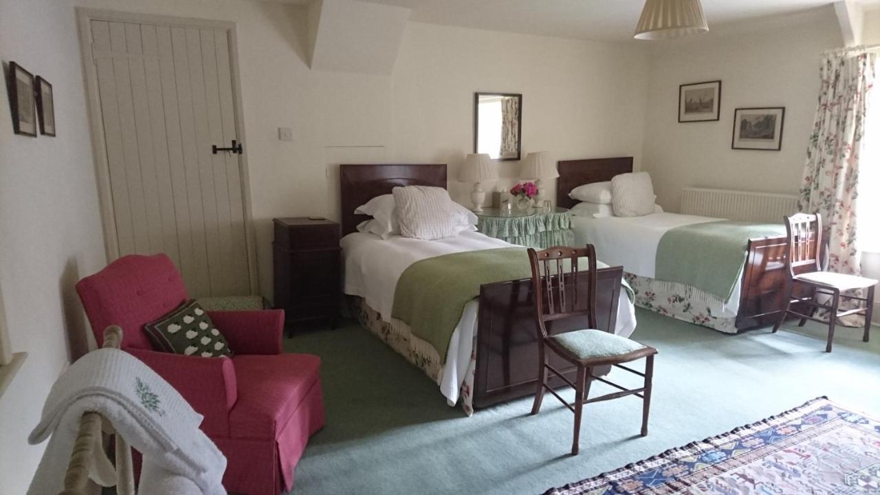 Hound House Bed & Breakfast Yetminster Exterior photo